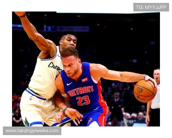 勇士与雄鹿激战回顾2016年12月13日精彩瞬间与赛后分析 勇士与雄鹿激战回顾2016年12月13日精彩瞬间与赛后分析