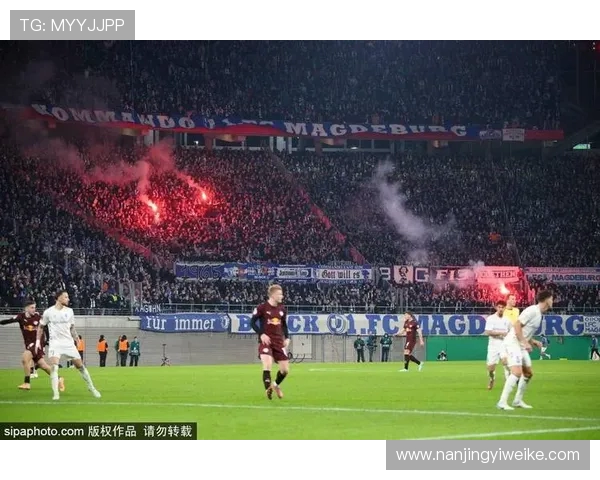 柏林联合与桑德豪的对决分析及赛季前景展望