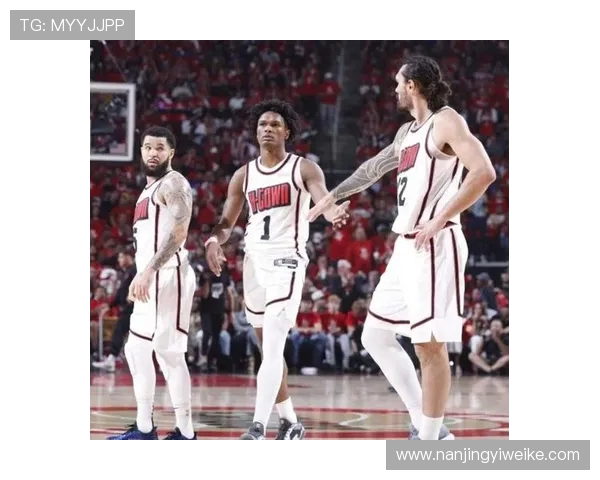 火箭队与太阳队激战回顾2019年4月8日精彩直播盛况重温