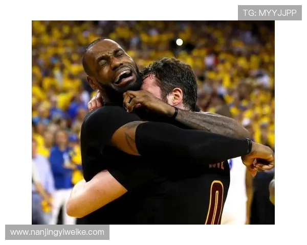 骑士与勇士总决赛直播盛况回顾及精彩瞬间分析