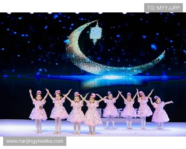 吴静专访:从街舞新手到舞台之星的成长之路回顾 吴静专访:从街舞新手到舞台之星的成长之路回顾