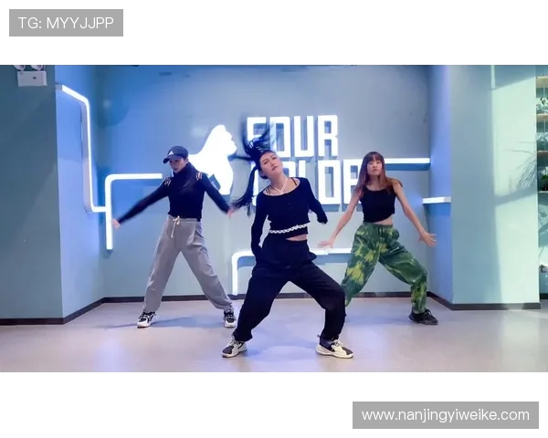 街舞新手必看:从零开始的技术入门与实用技巧全攻略 街舞新手必看:从零开始的技术入门与实用技巧全攻略