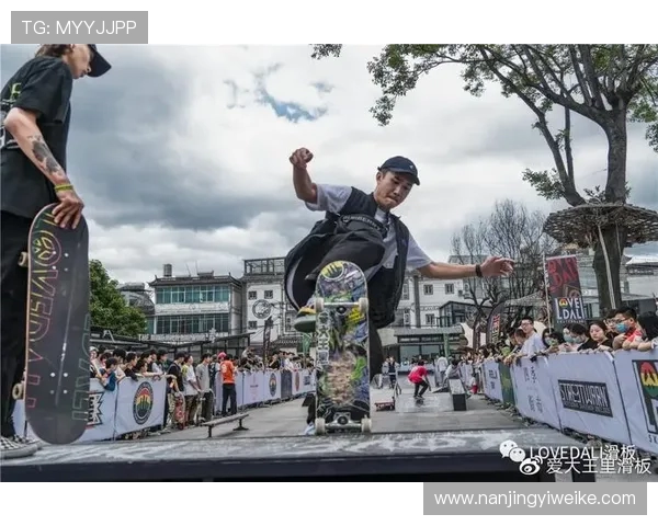 全国街舞大赛点评杭州滑板队个人能力展现与团队协作的完美结合