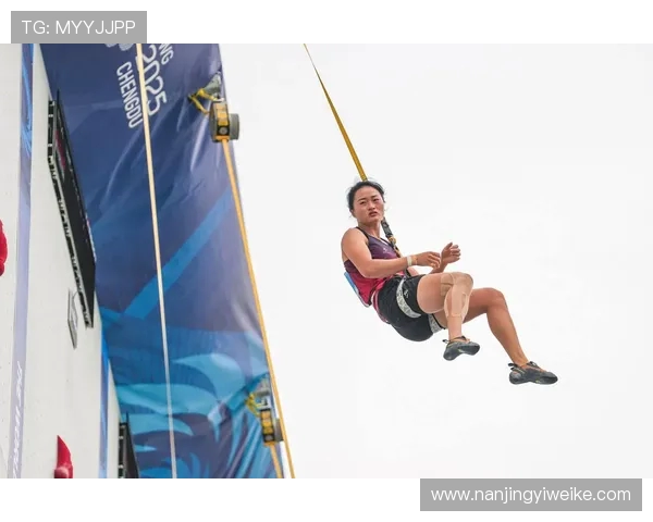 成都攀岩队在比赛中的防守表现分析与反思